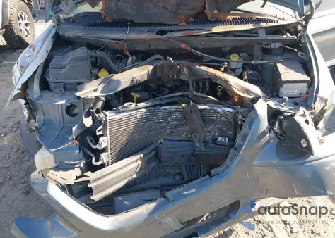 2006 Chrysler Town & Country Touring from USA, damaged, VIN 2A4GP54L66R796595